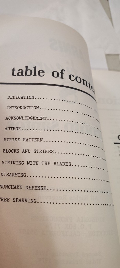 Arnis The Figure 8 System book 76 pages vintage 1979