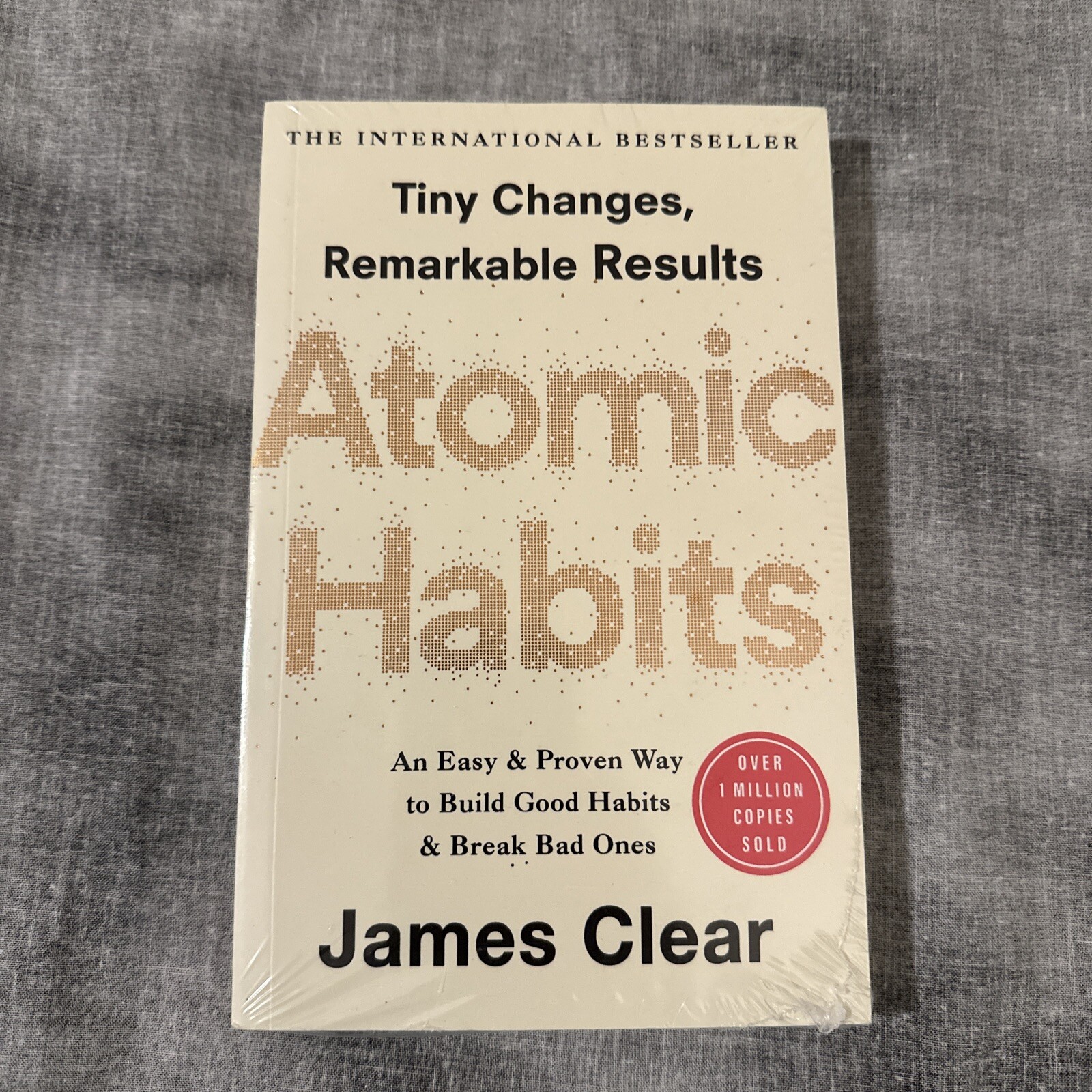 Atomic Habits by James Clear (U.K. Import Trade Paperback) FREE SHIPPING