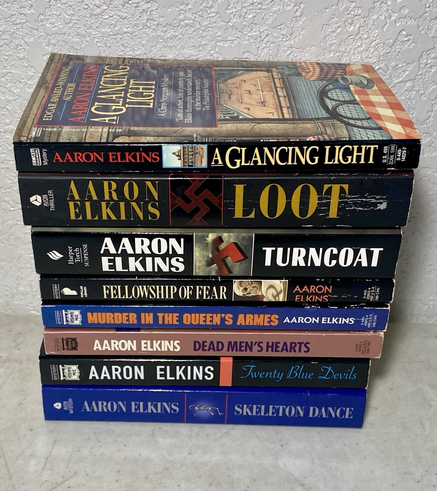 Aaron Elkins Book Lot of 8 Volumes Paperback Mystery Crime Suspense Novels
