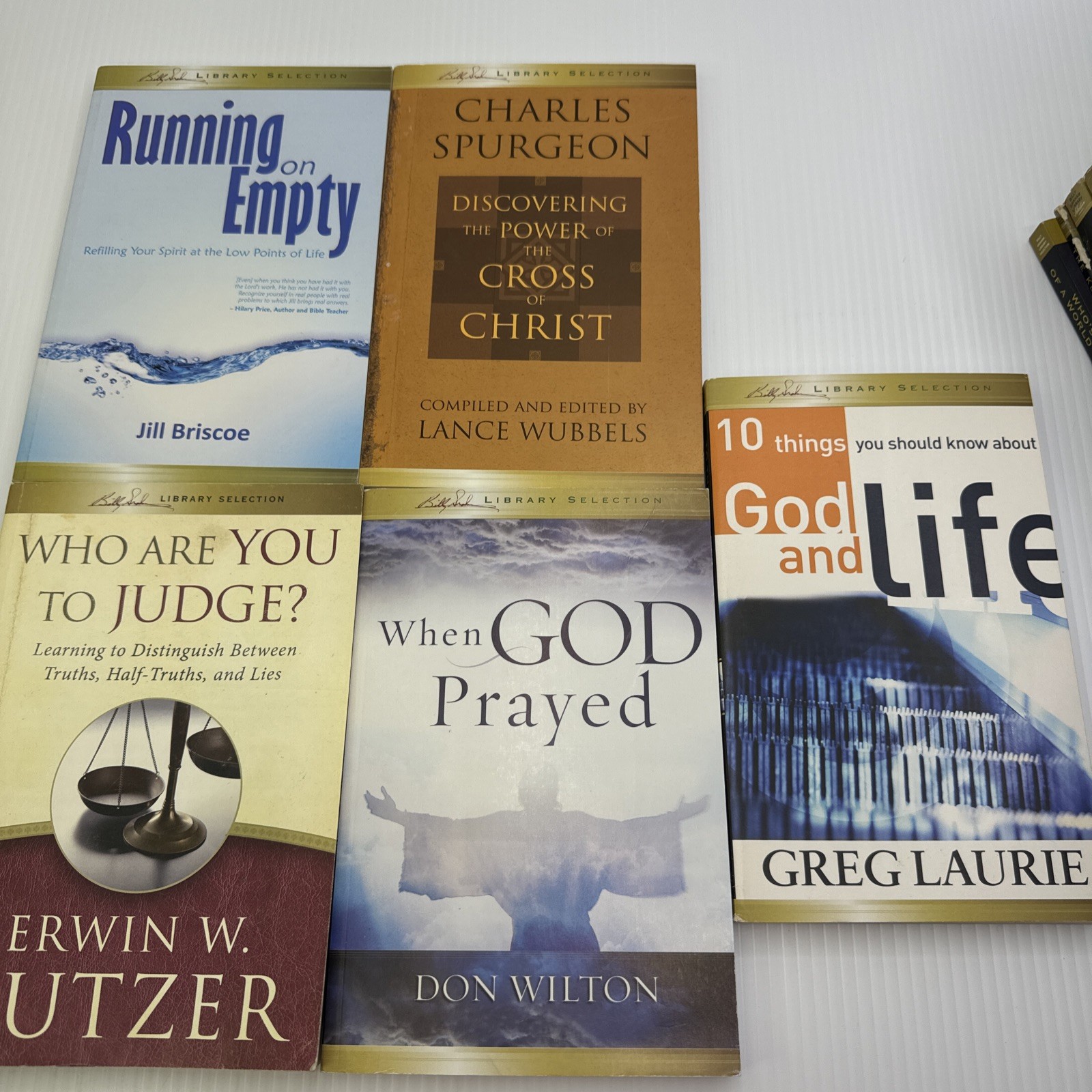 Billy Graham Library Lot of 27 PBs Billy Graham Erwin Lutzer MacArthur Tony Evan