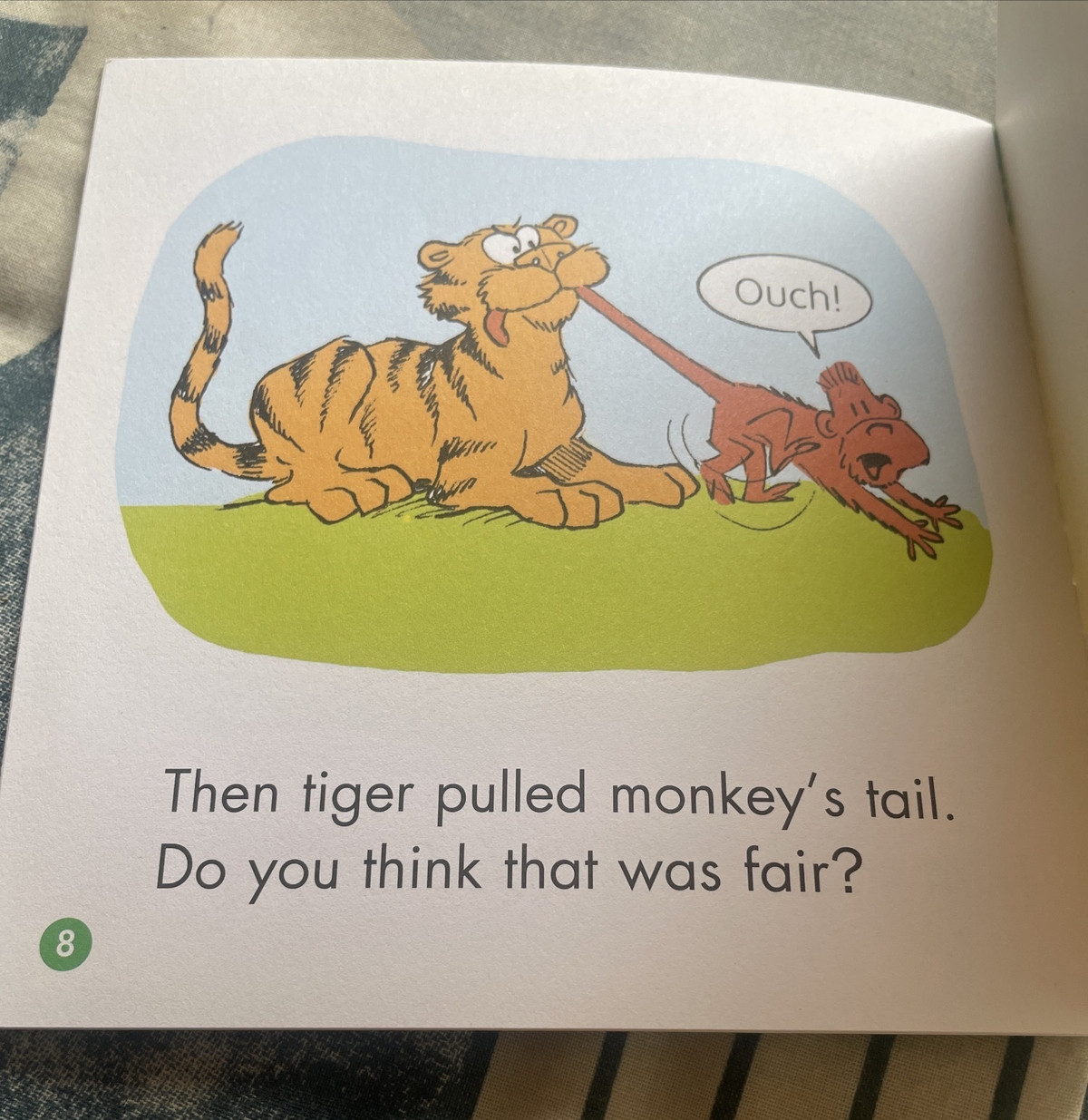 FIRST LITTLE READERS, LIZ CHARLESWORTH, TAIL TALE, 14 by 14CM