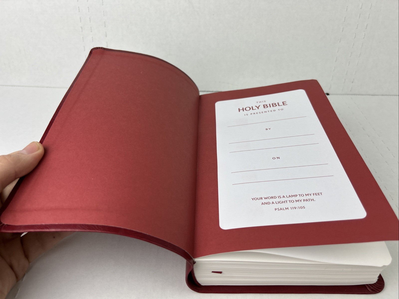 NKJV Holy Bible New King James Version Red Leather-Soft GIANT PRINT Reference