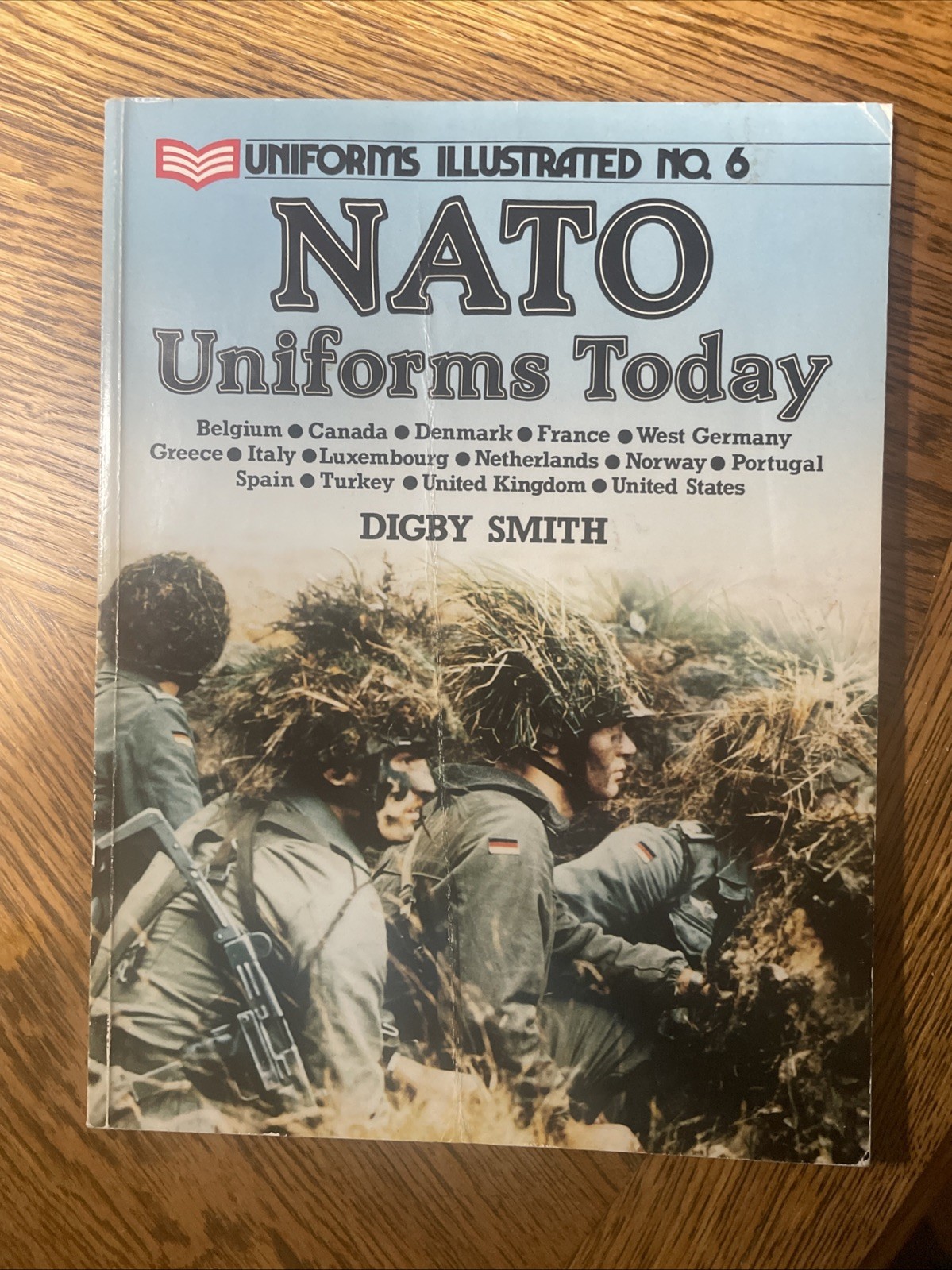 NATO Uniforms Today – Uniforms Illustrated No. 6, 72 Pages, SB