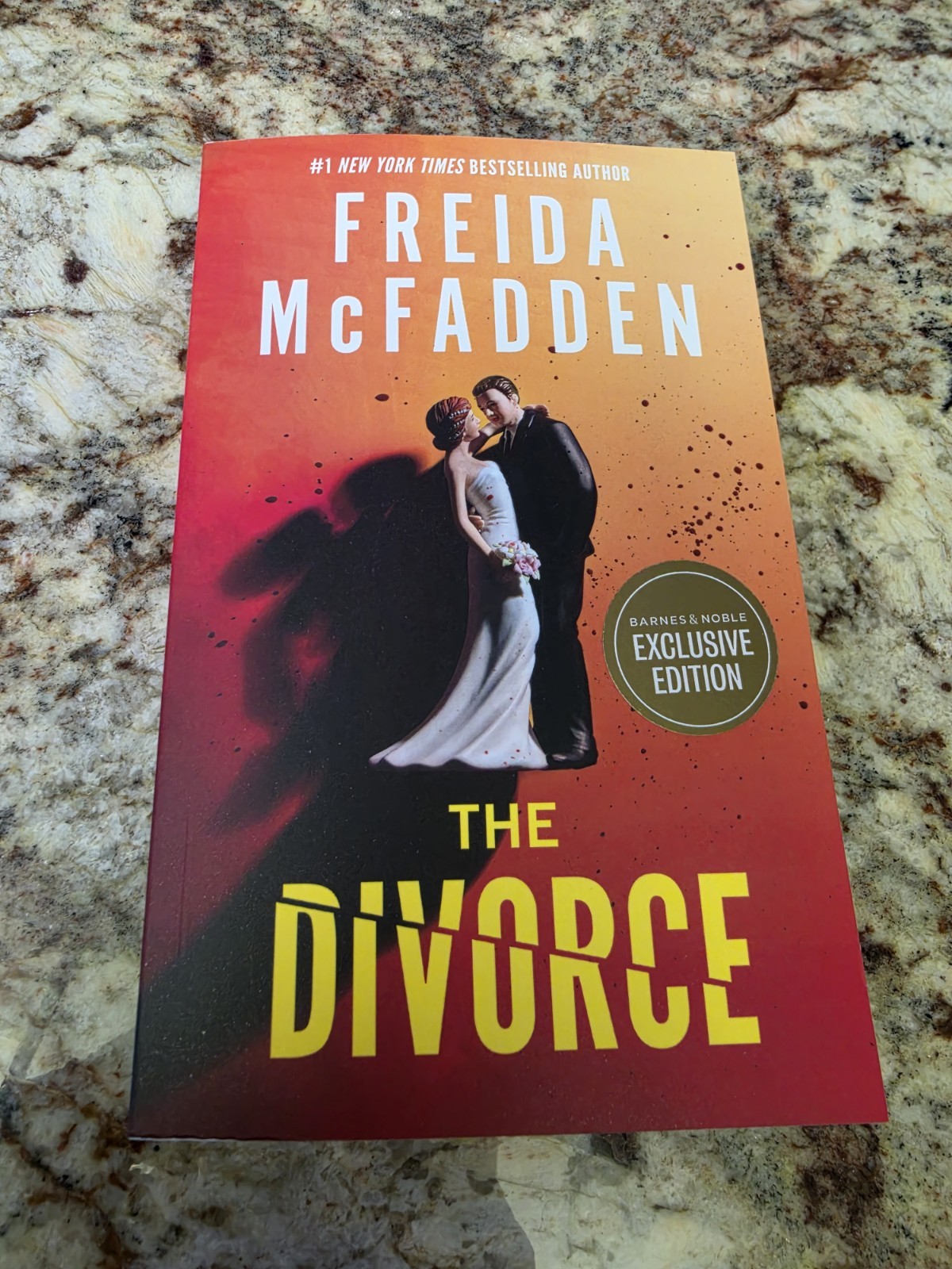 Freida Mcfadden ‚The Divorce‘ Barnes and Noble Exclusive Edition NEW