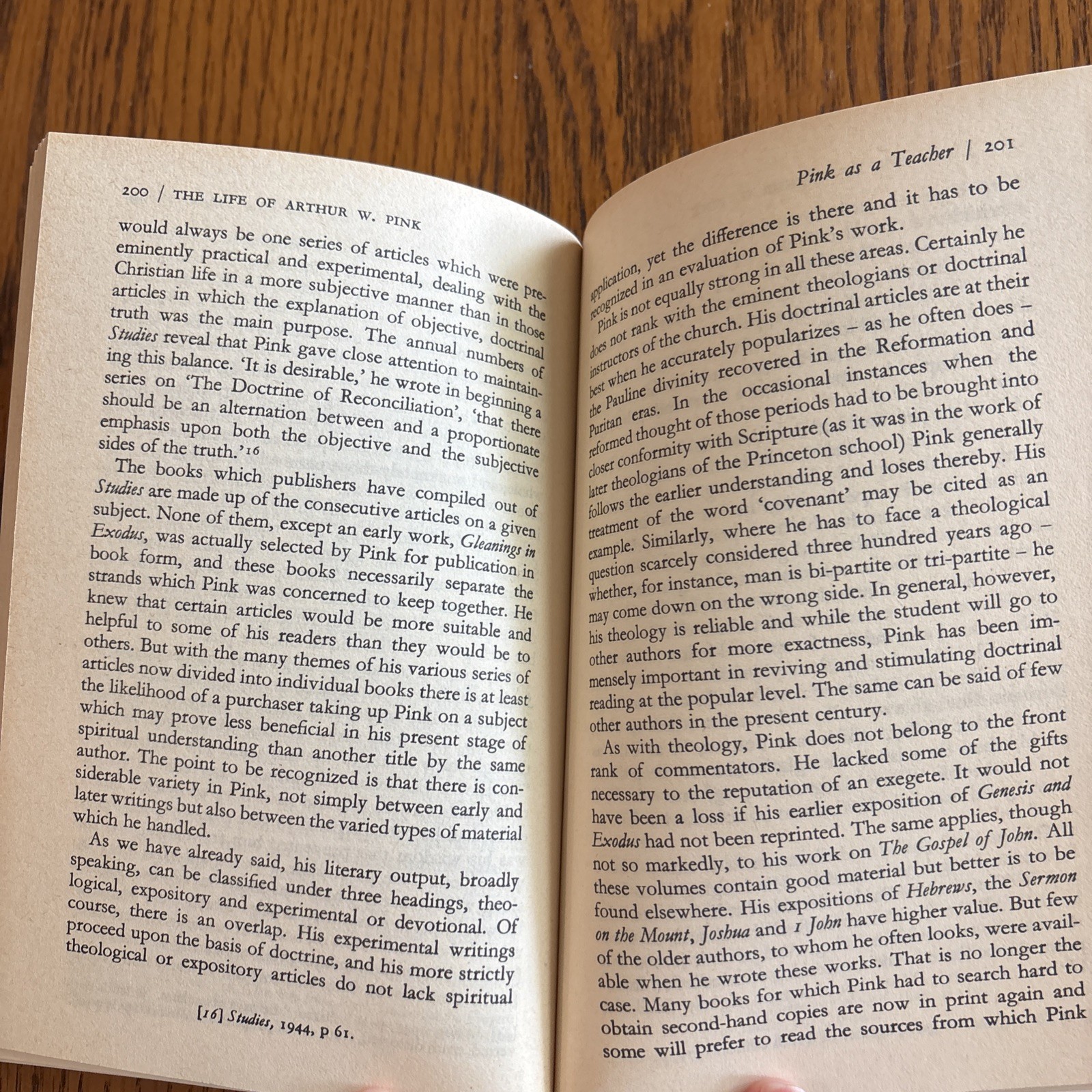 The Life Of Arthur W. Pink By Iain H. Murray PB