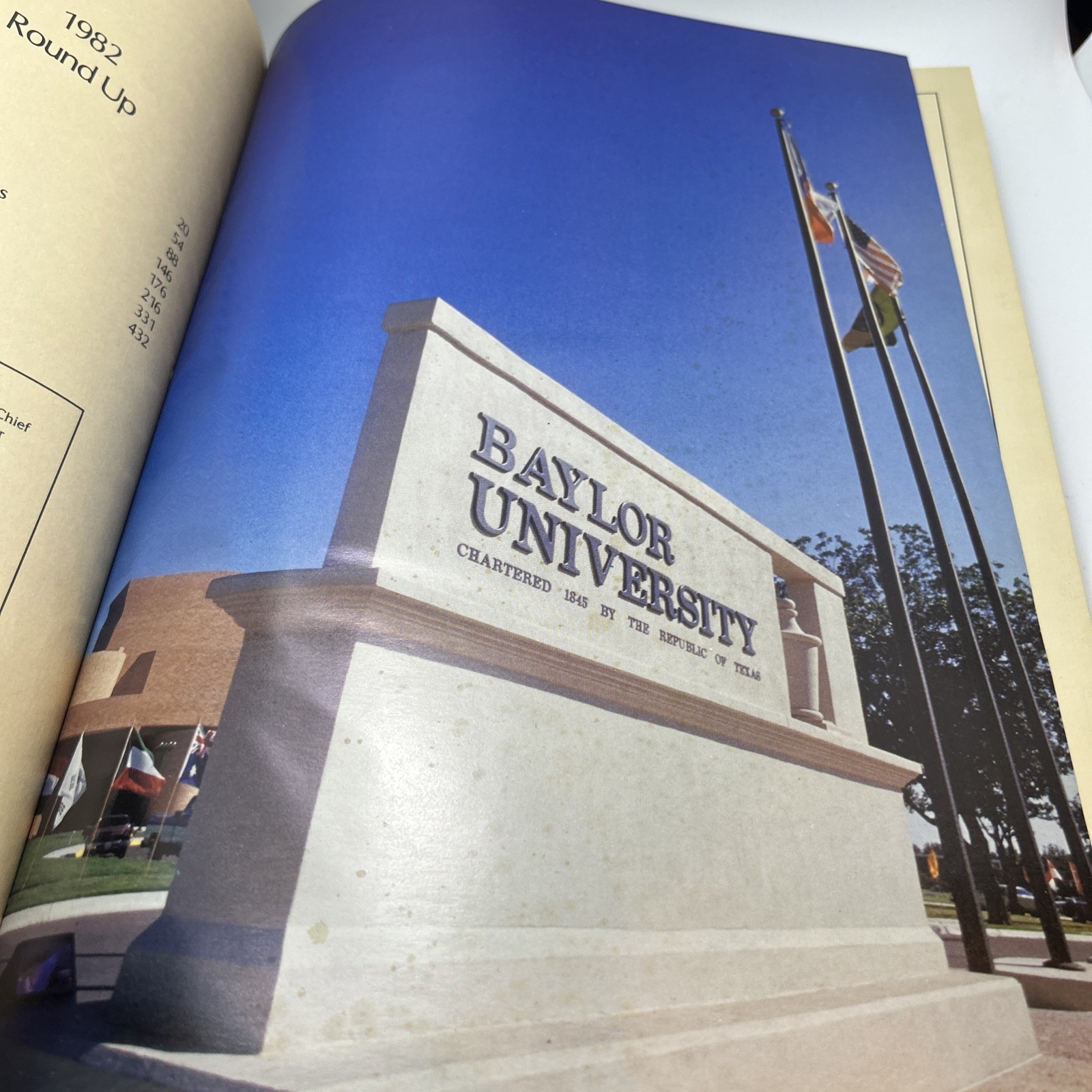 Baylor University 1982 Round Up Hardcover Baylor University Press Year Book 1982