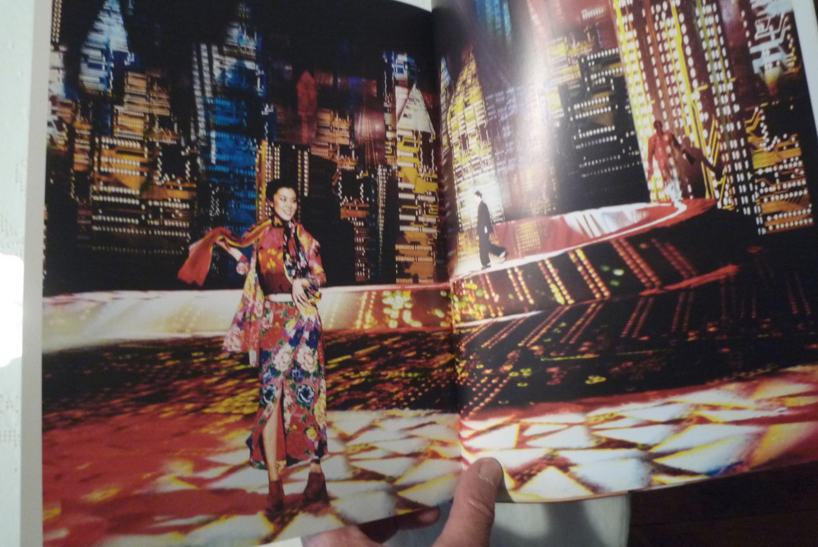 Kenzo Takada Kazuko Masui Haedcover Art Fashion Design NEW