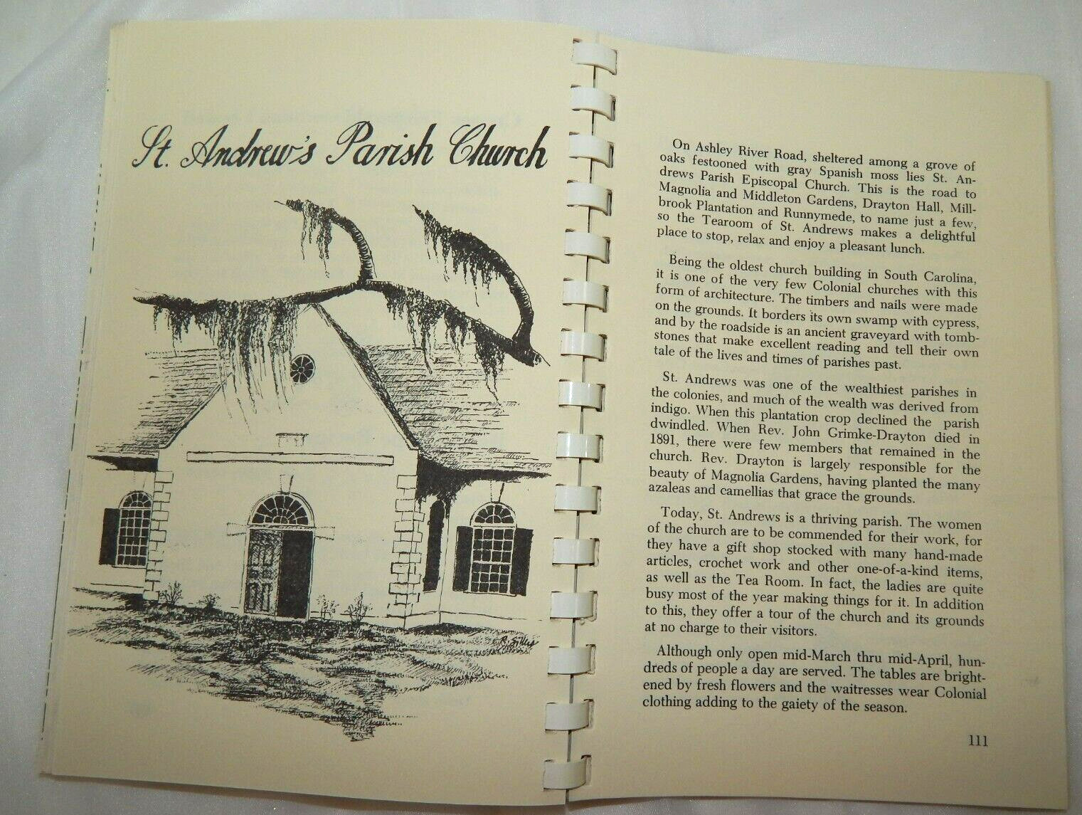 Doin‘ The Charleston ~ A Gourmet’s Guide & Cookbook, Molly Sillers, Vintage 1976