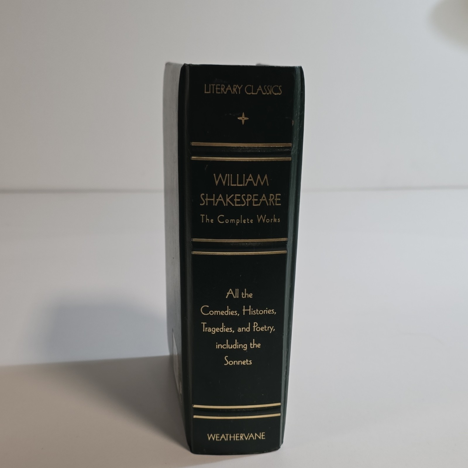 William Shakespeare The Complete Works Faux Leather Bound Hardcover 1975