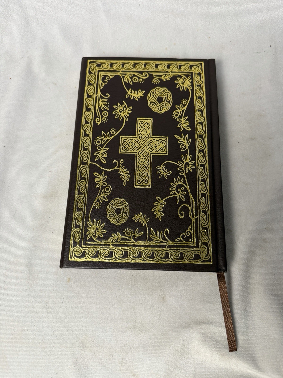 HOLY BIBLE, NKJV By Thomas Nelson – Hardcover *Excellent Condition*