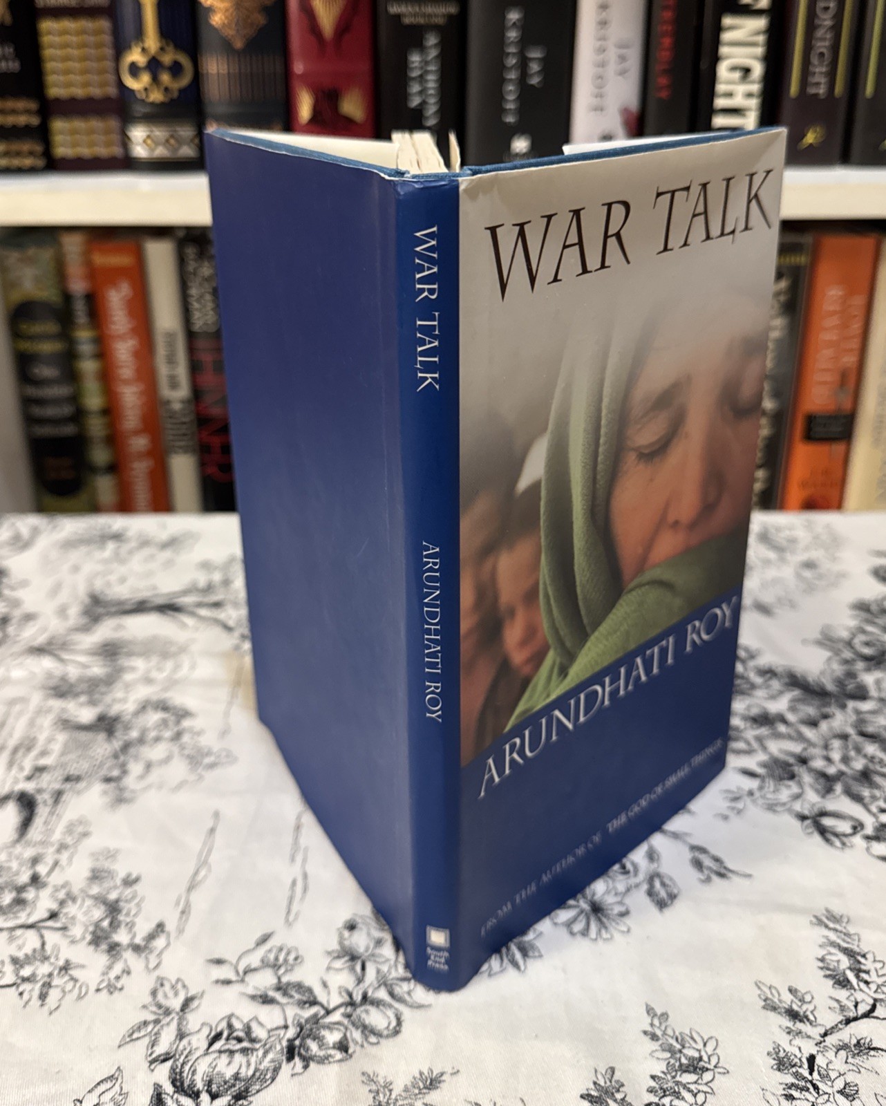 SIGNED! War Talk – Arundhati Roy (2003, Hardcover) First Edition/Print, VG