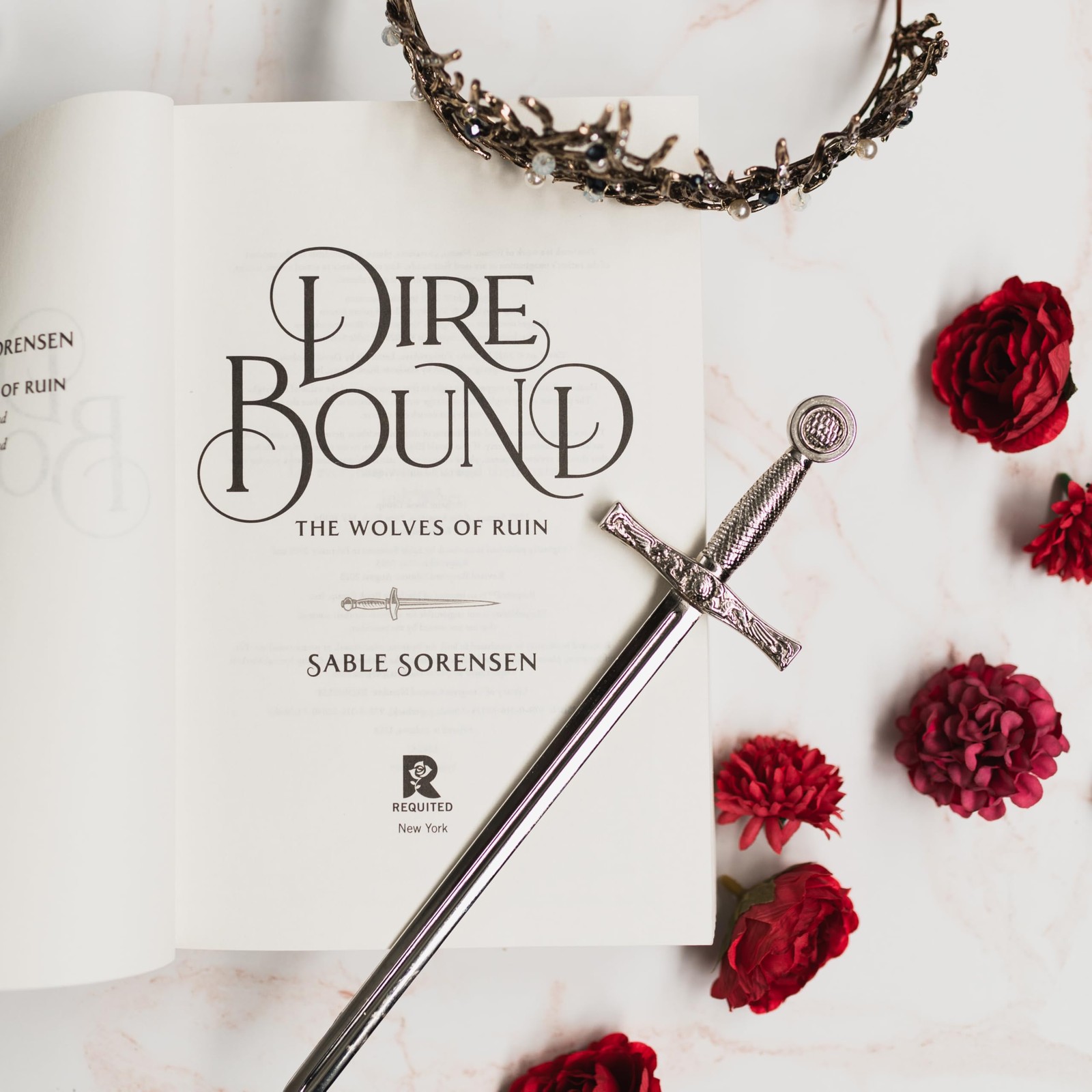 Dire Bound (The Wolves of Ruin, 1)