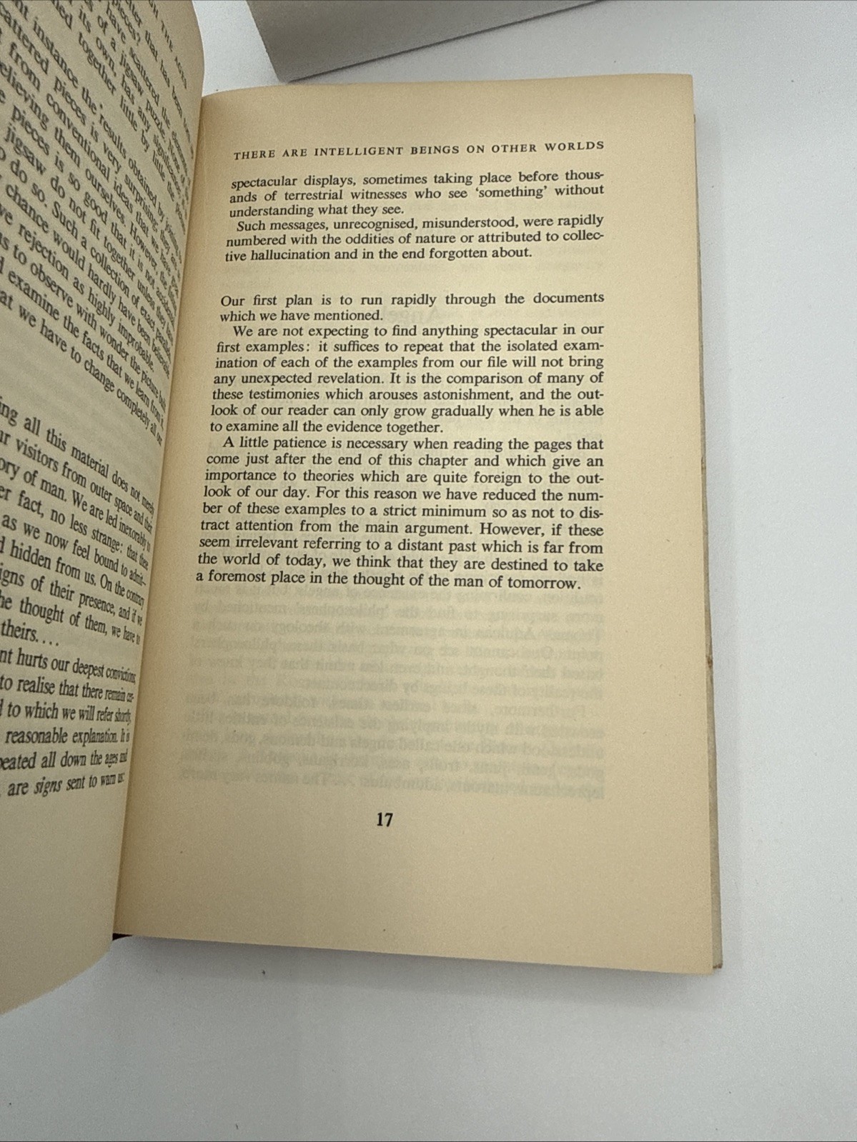 Flying Saucers Through Ages Paul Thomas 1965 HC UFO First English Edition B3