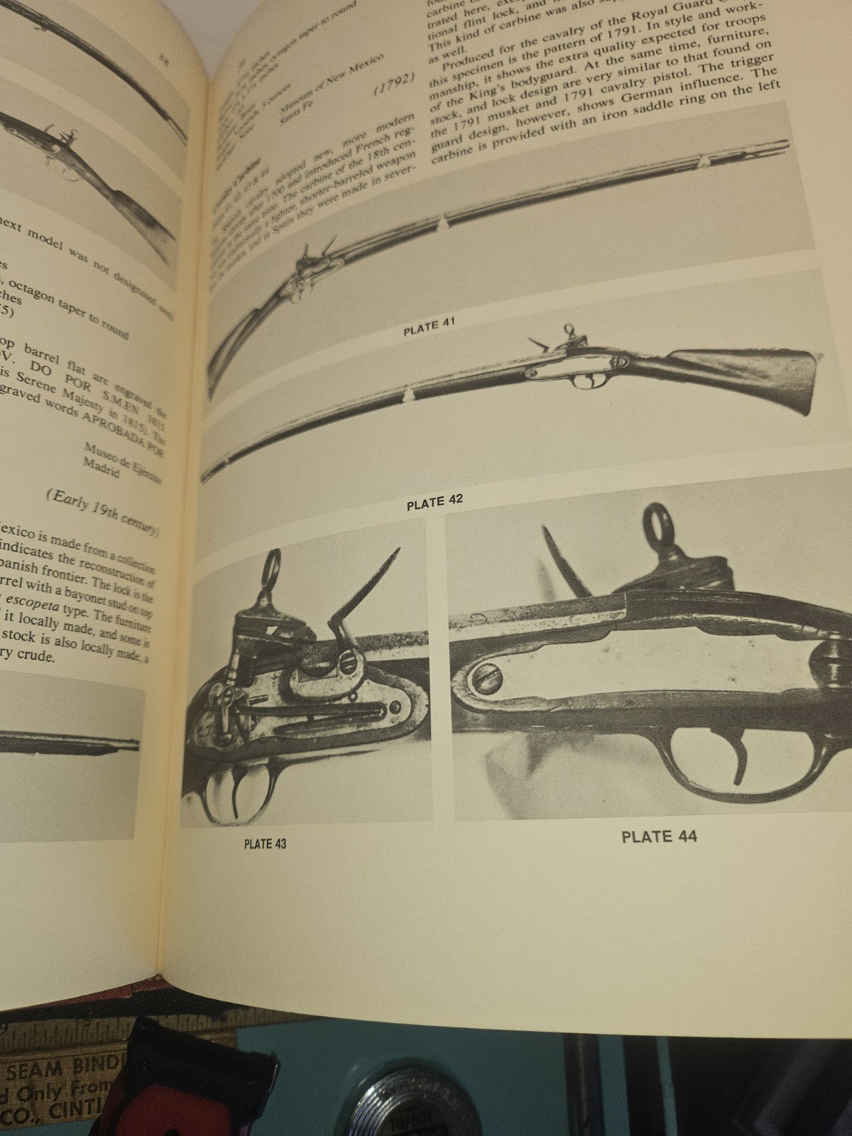 Spanish Military Weapons Colonial America 1700-1821 HC Book Sidney Brinckerhoff