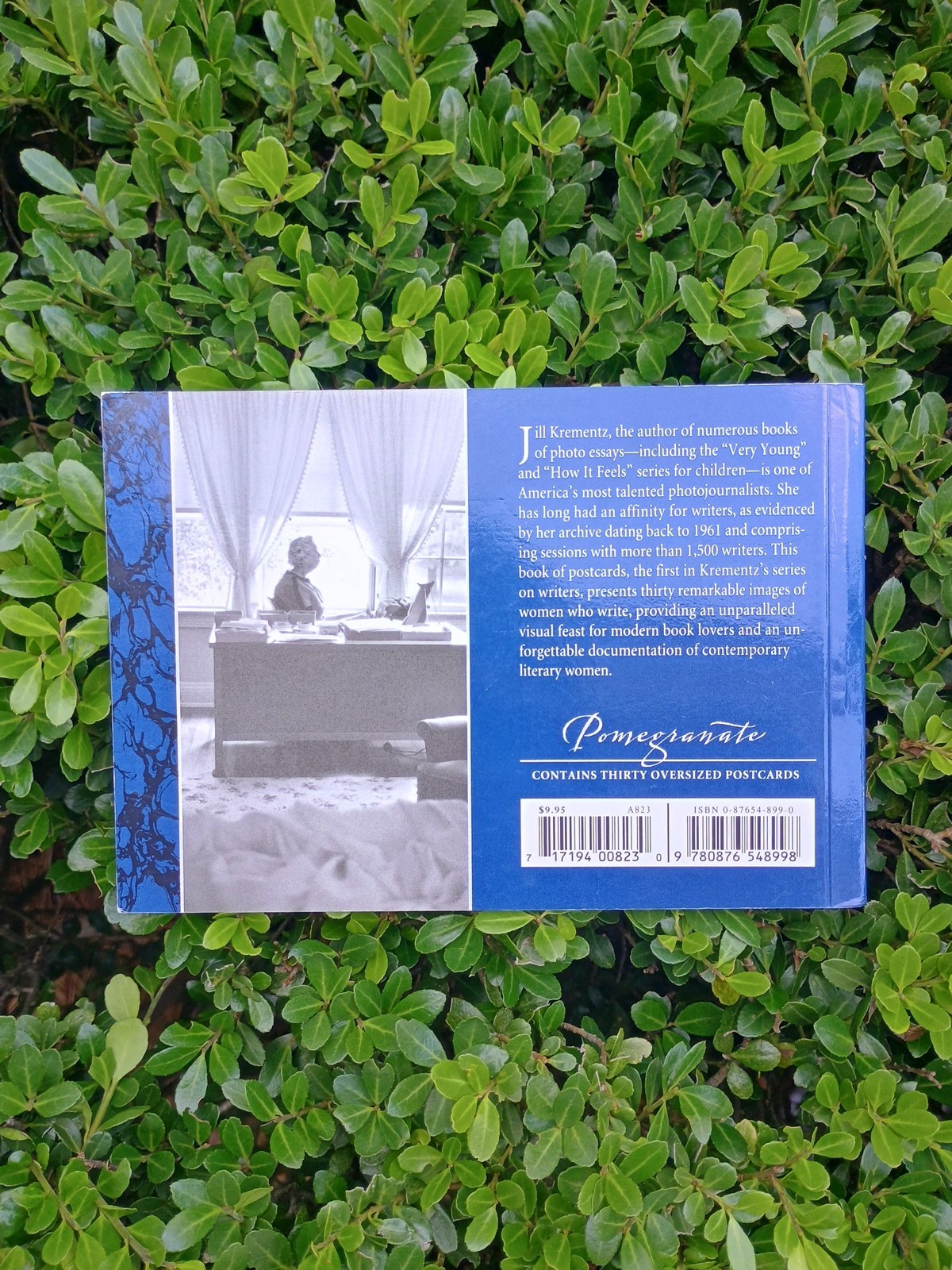 WOMEN WRITERS: A Book of Postcards. (30 x. Photographs b Jill Krementz). NEW