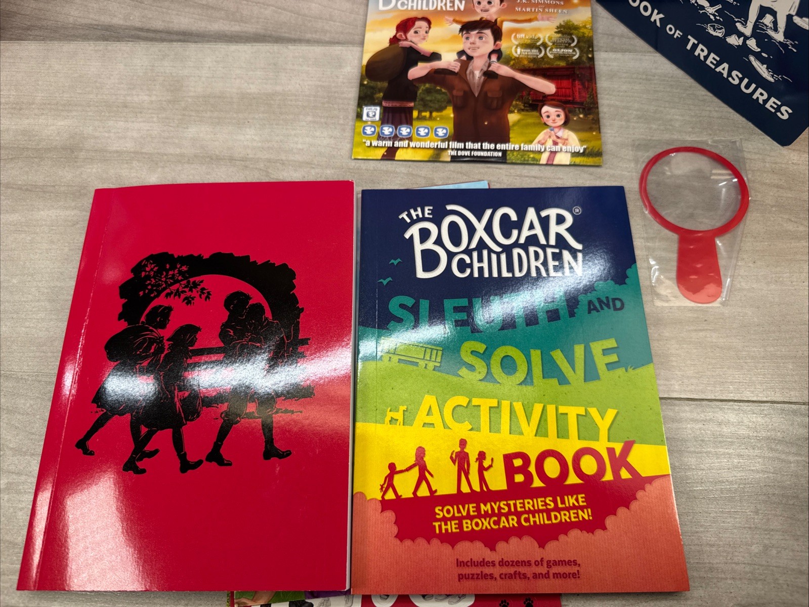 The Boxcar Children Favorites Collection Boxed Set 30 Book Journal Activity DVD