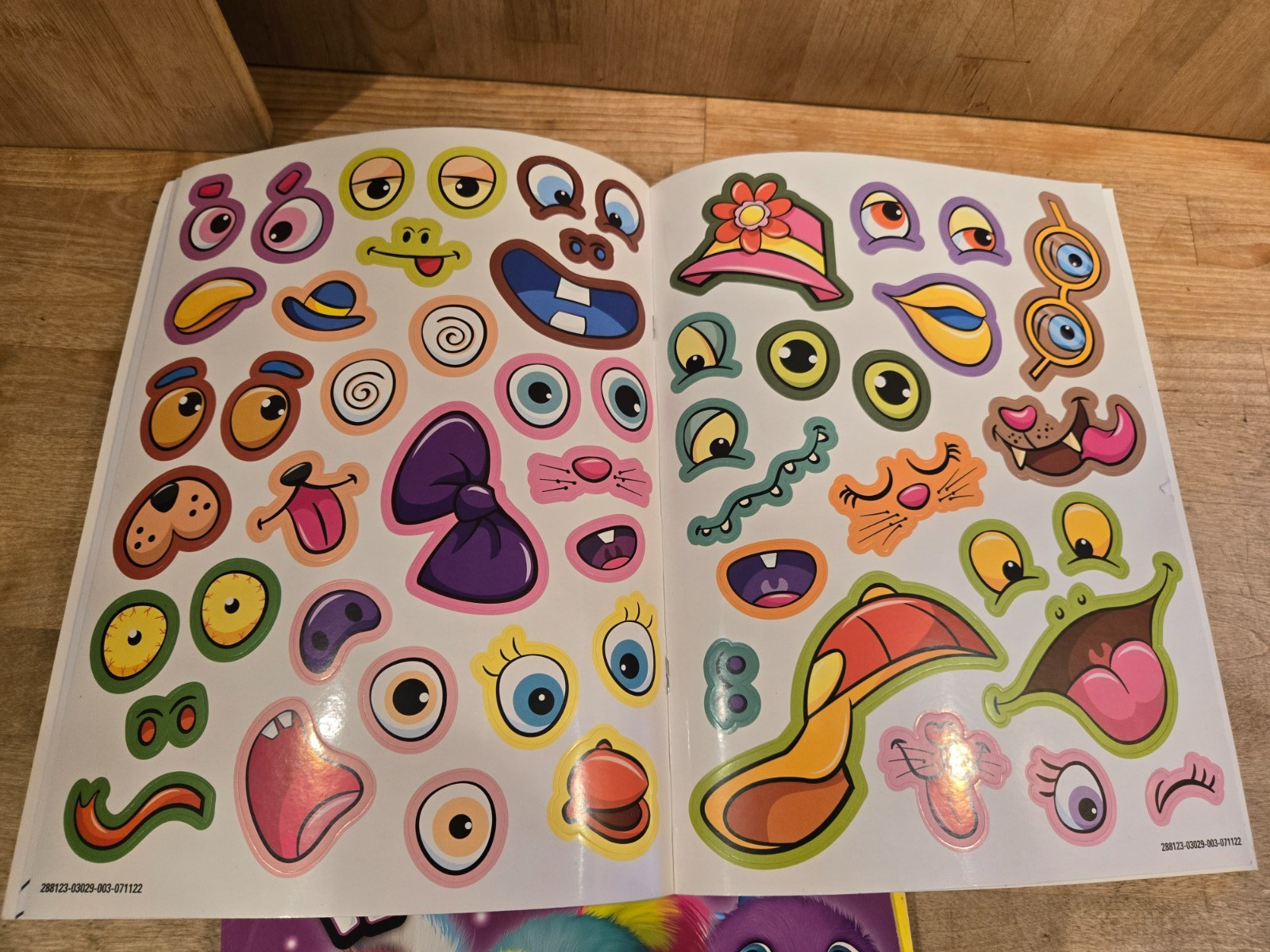 Lot of 7 Hatchimals, Casper, Santa, Wizard of Oz, Dr. Seuss Sticker/Activity