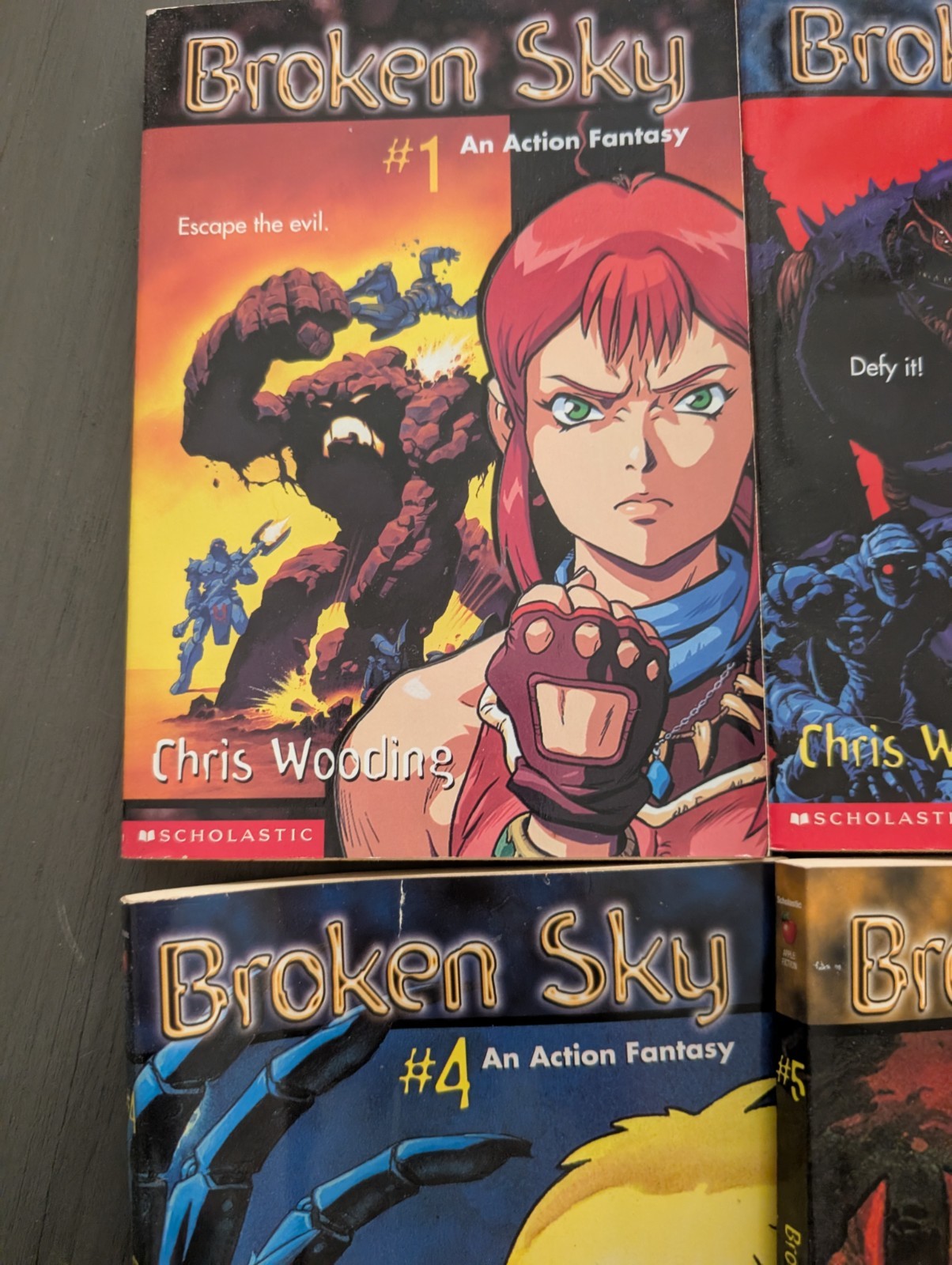 Broken Sky – Paperback, 1-6 by Wooding Chris – Good