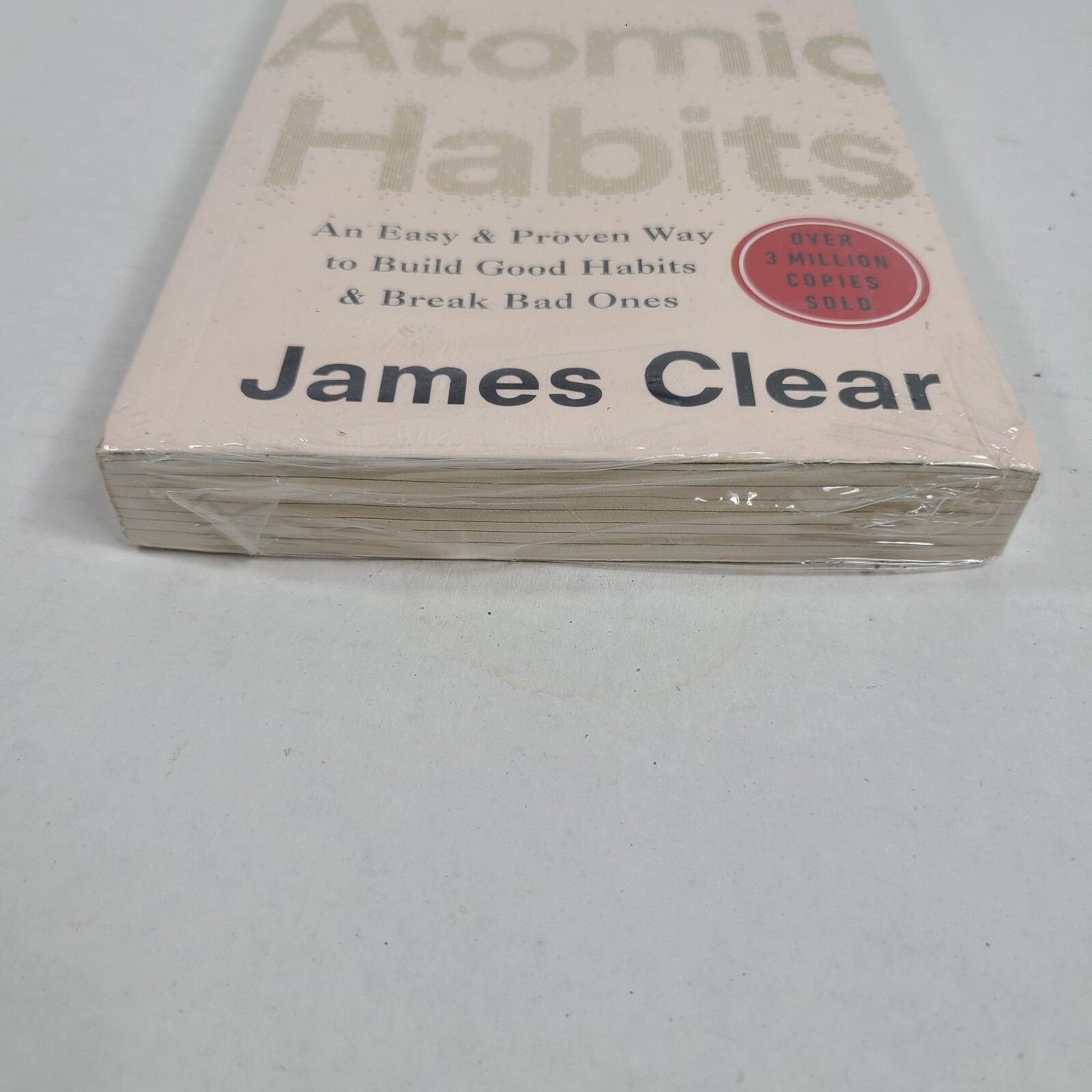 Atomic Habits : An Easy and Proven Way to Build Good Habits and Break Bad Ones