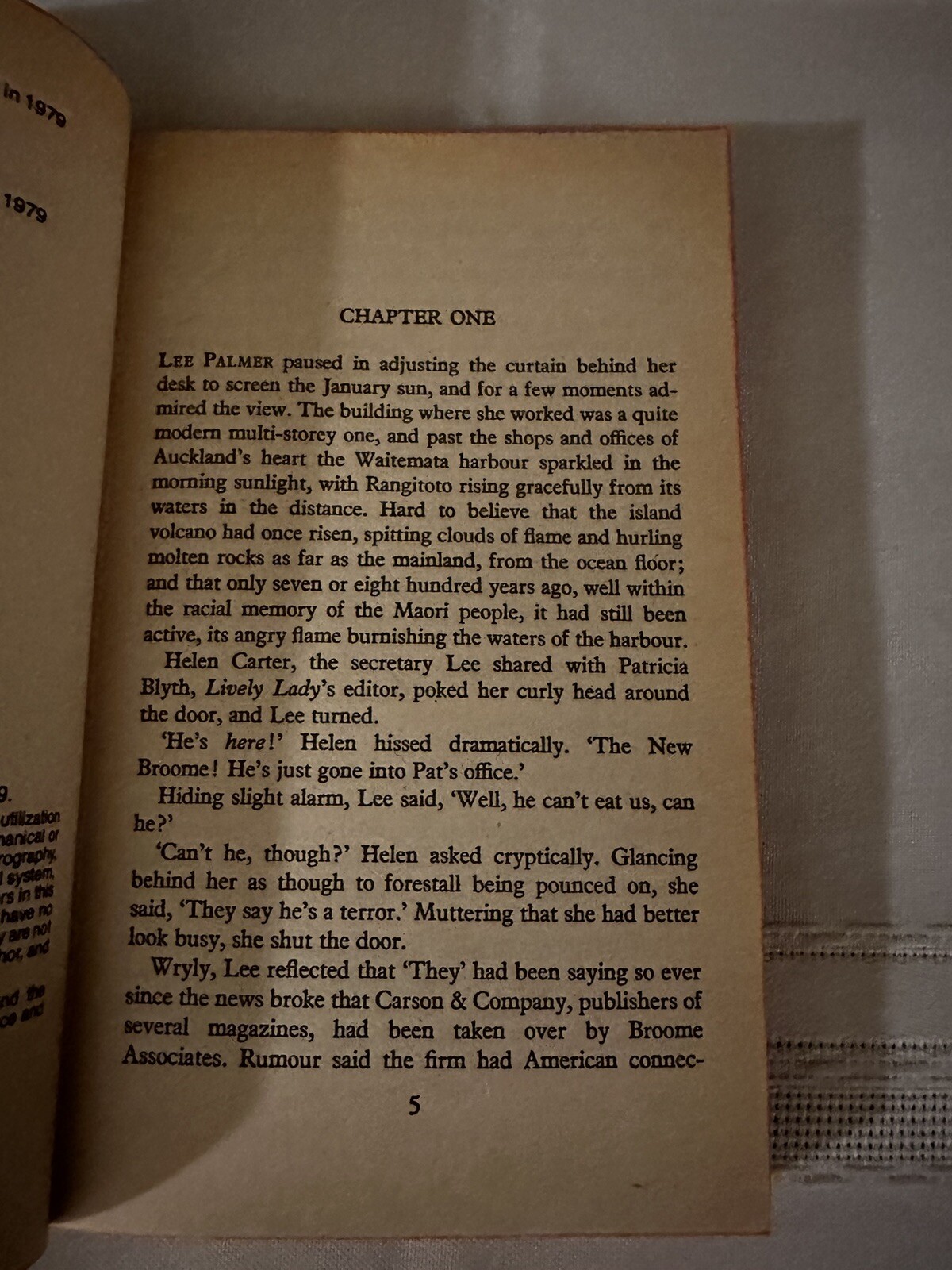 Harlequin Romance Novel #2292/ The Sleeping Fire