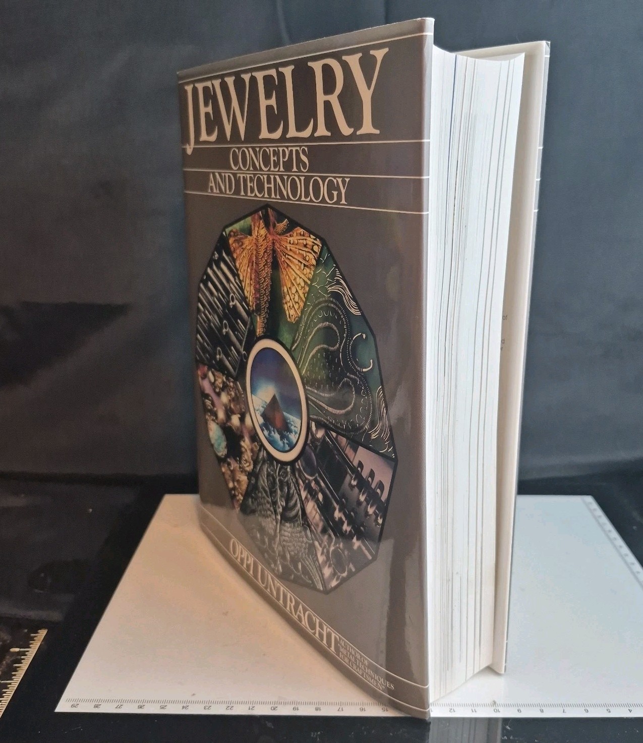 Jewelry Concepts and Technology by Oppi Untracht 1985 Hardcover Book 840 Pages