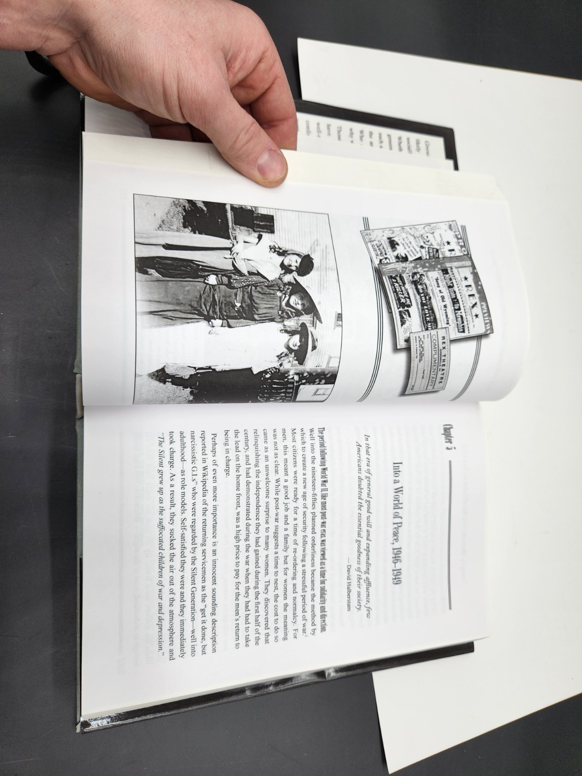 Growing Up Silent in the 1950s: Not All Tailfins and Rock ’n‘ Roll by Witmer