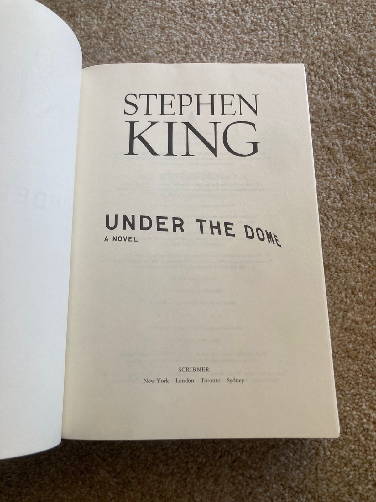 Under the Dome – Stephen King – 1st Edition / Print Hardcover 2009 EXCELLENT!