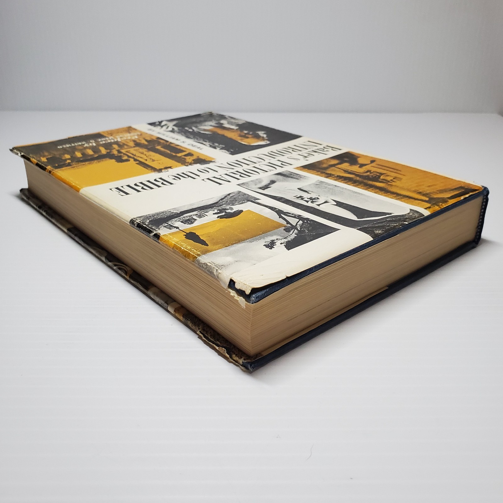 Baker’s Pictorial Introduction to the Bible by William S. Deal (1968 HC w/DJ)
