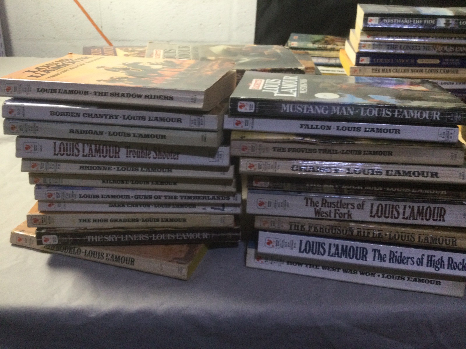 80+ Louis L’Amour Paperback Lot Western Collection Sackett Series