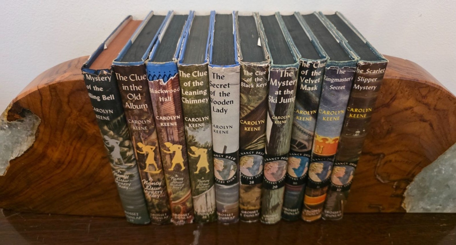 COMPLETE SET ALL 32 NANCY DREW MYSTERY STORIES in HARDCOVER w/DUST JACKETS