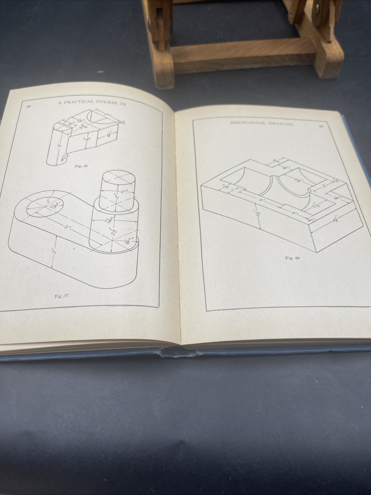 Popular Mechanics: A practical course in Mechanical Drawing by William Willard