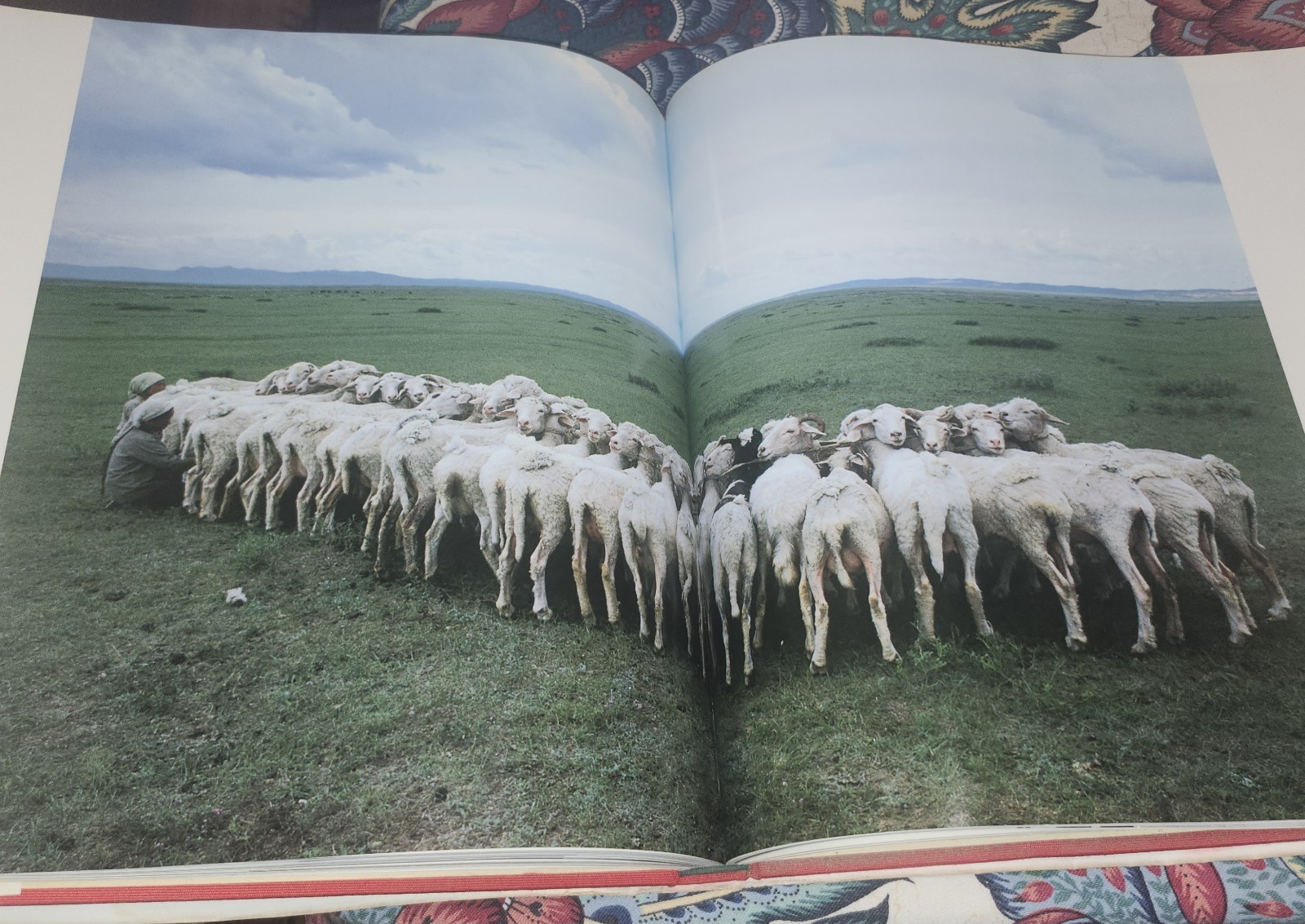 CHINA by Hiroji Kubota Hardcover Book with Paper Cover