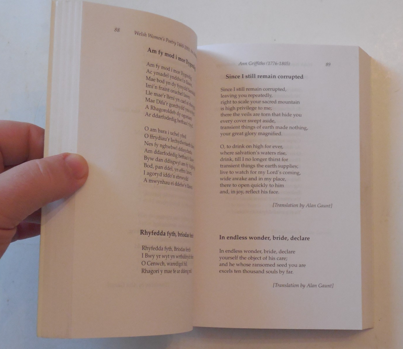 Welsh Women’s Poetry, 1460-2001 : An Anthology by Katie Gramich & Brennan PB