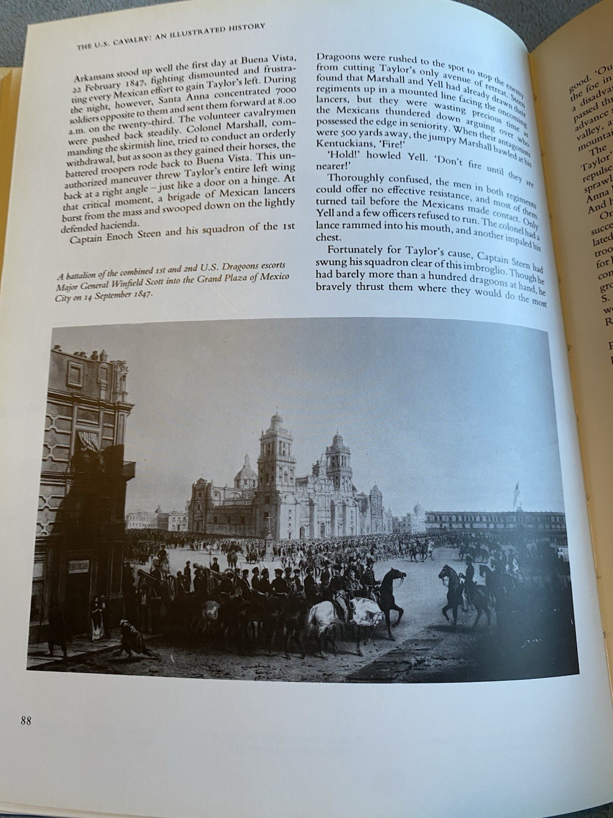 United States Cavalry: An Illustrated History by Urwin, Gregory J. W. Hardback