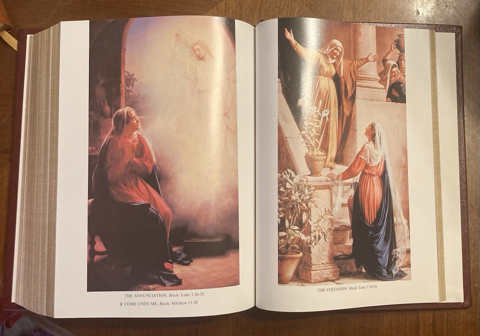 Family Bible by Thomas Nelson Publishing Staff – Bonded Leather