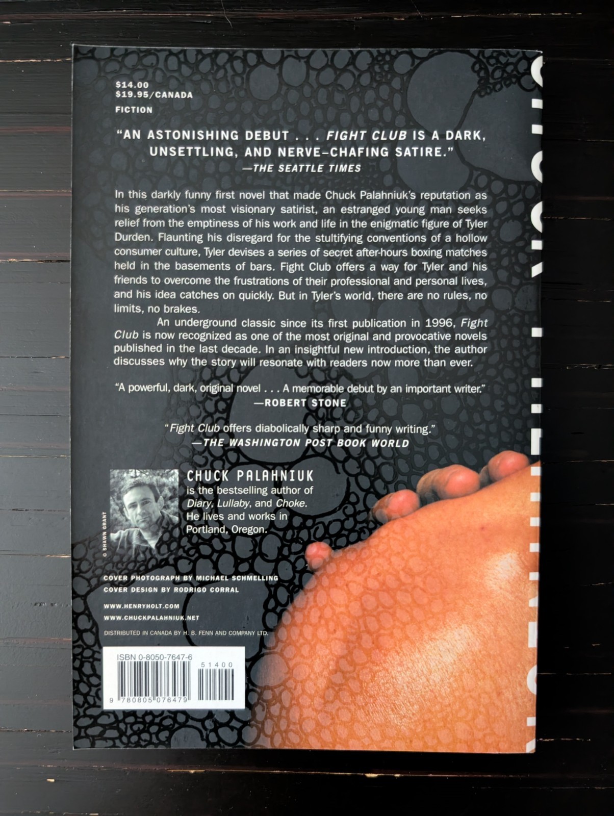 FIGHT CLUB by Chuck Palahniuk 1st Edition 1st Printing PB 1997 Movie Tie-in