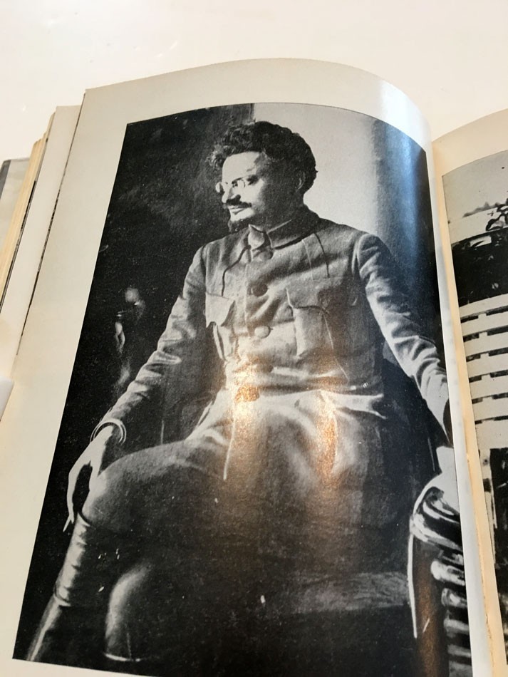 THE RUSSIAN REVOLUTION BY ALAN MOOREHEAD HC 1ST ED 1958 301 PAGES DUSTJACKET
