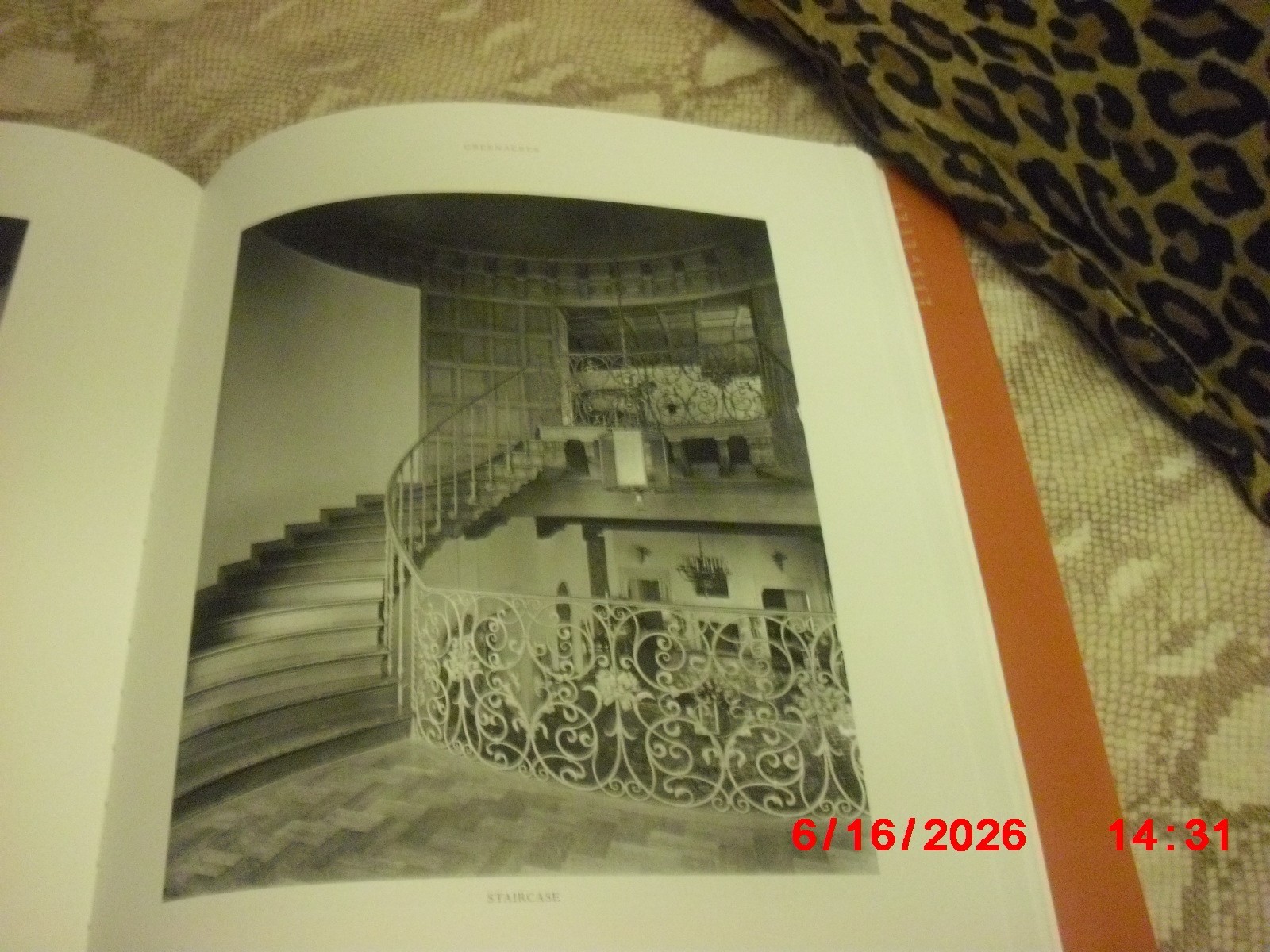 Houses of Los Angeles 1920 – 1935 (2007) SUN DAMAGE TO COVER, INSIDE BRAND NEW!