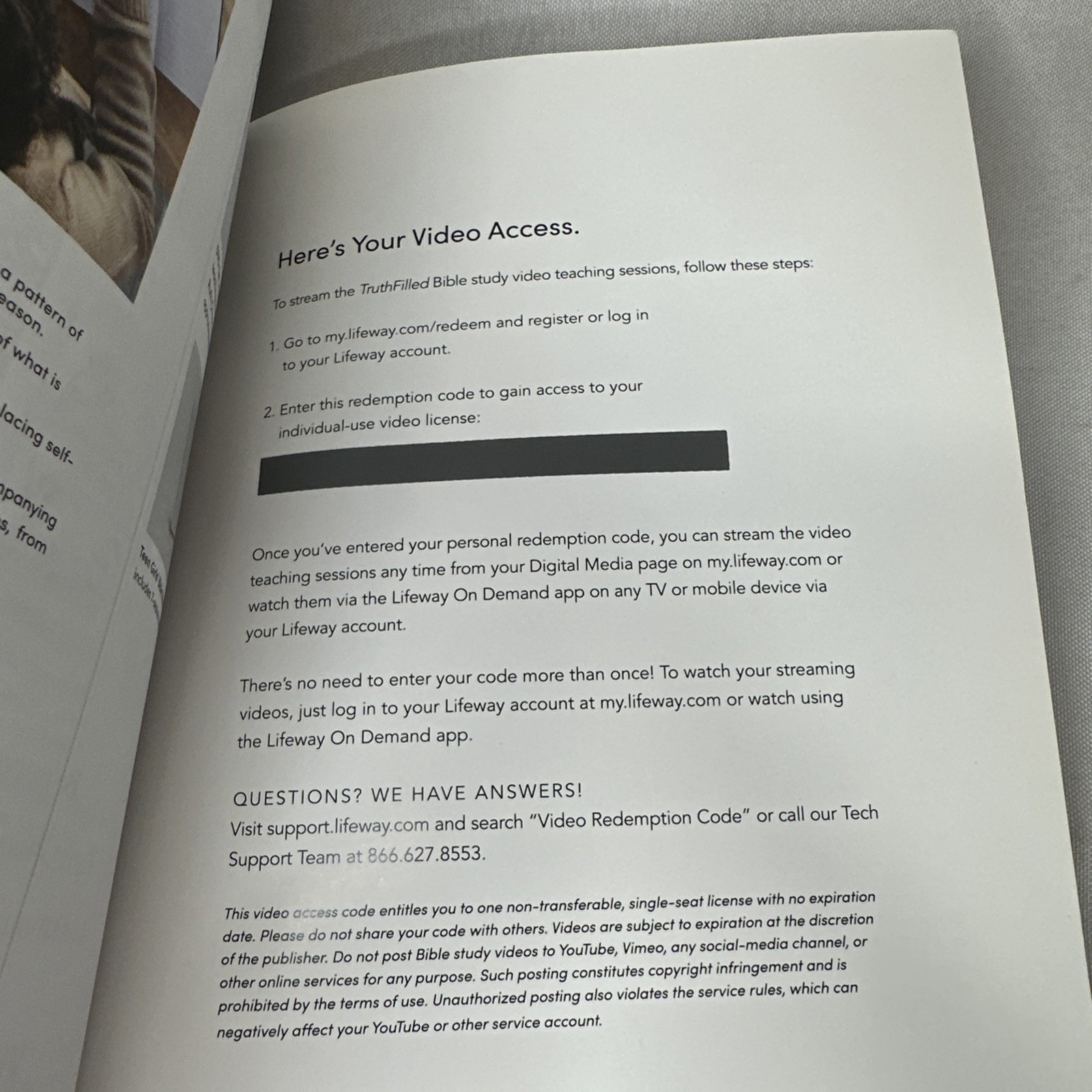 Truthfilled – Bible Study Book with Video Access by Ruth Chou Simons (2022)