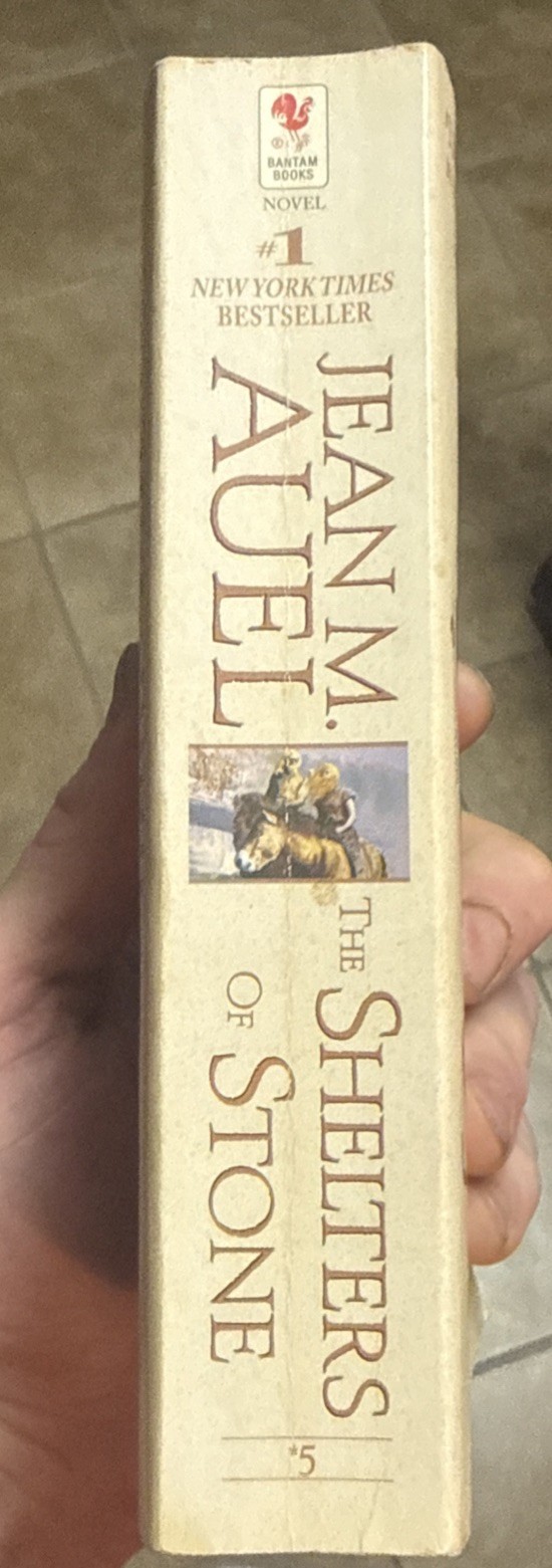 Shelters of Stone : Earth’s Children, Book Five by Jean M. Auel (2003, Mass…