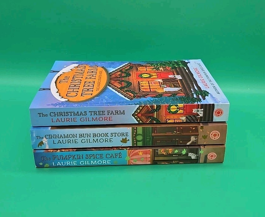 Dream Harbor 1 -3 Laurie Gilmore Pumpkin Spice Cinnamon Bun Christmas Tree PB