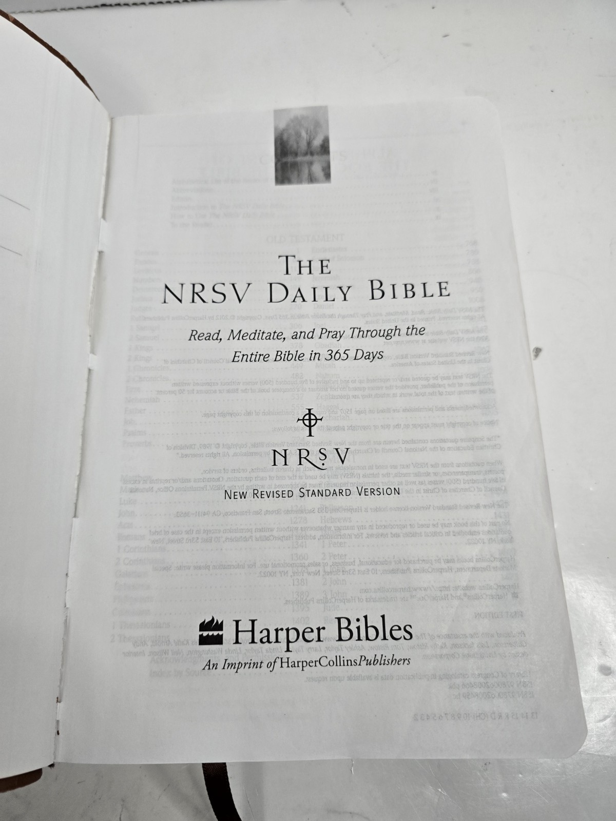 The NRSV Daily Bible: Read Meditate & Pray Through The Entire Bible 2012 1st Ed.