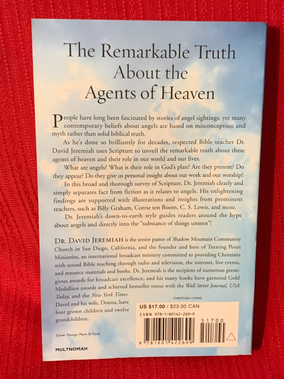 Angels: Who They Are And How They Help * SOFTBOUND BOOK * NEW