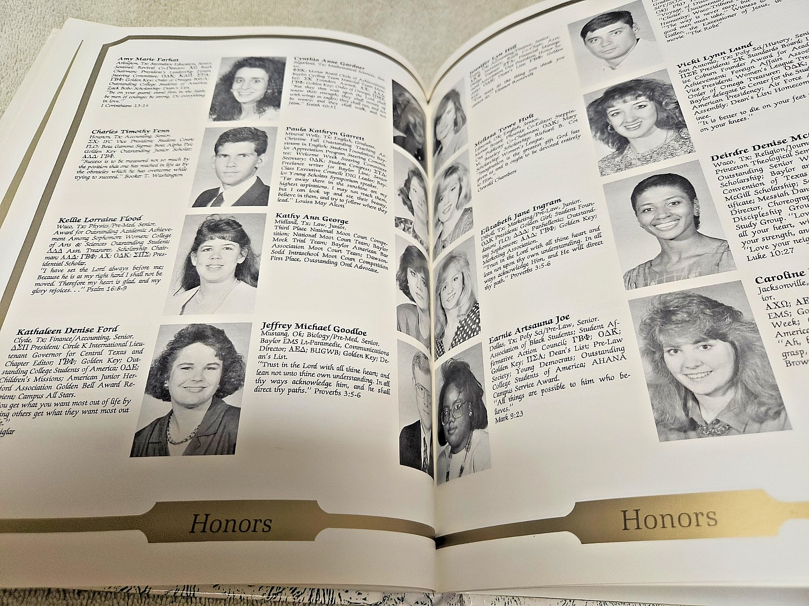 1991 Baylor University Yearbook, Waco Texas – ROUND-UP