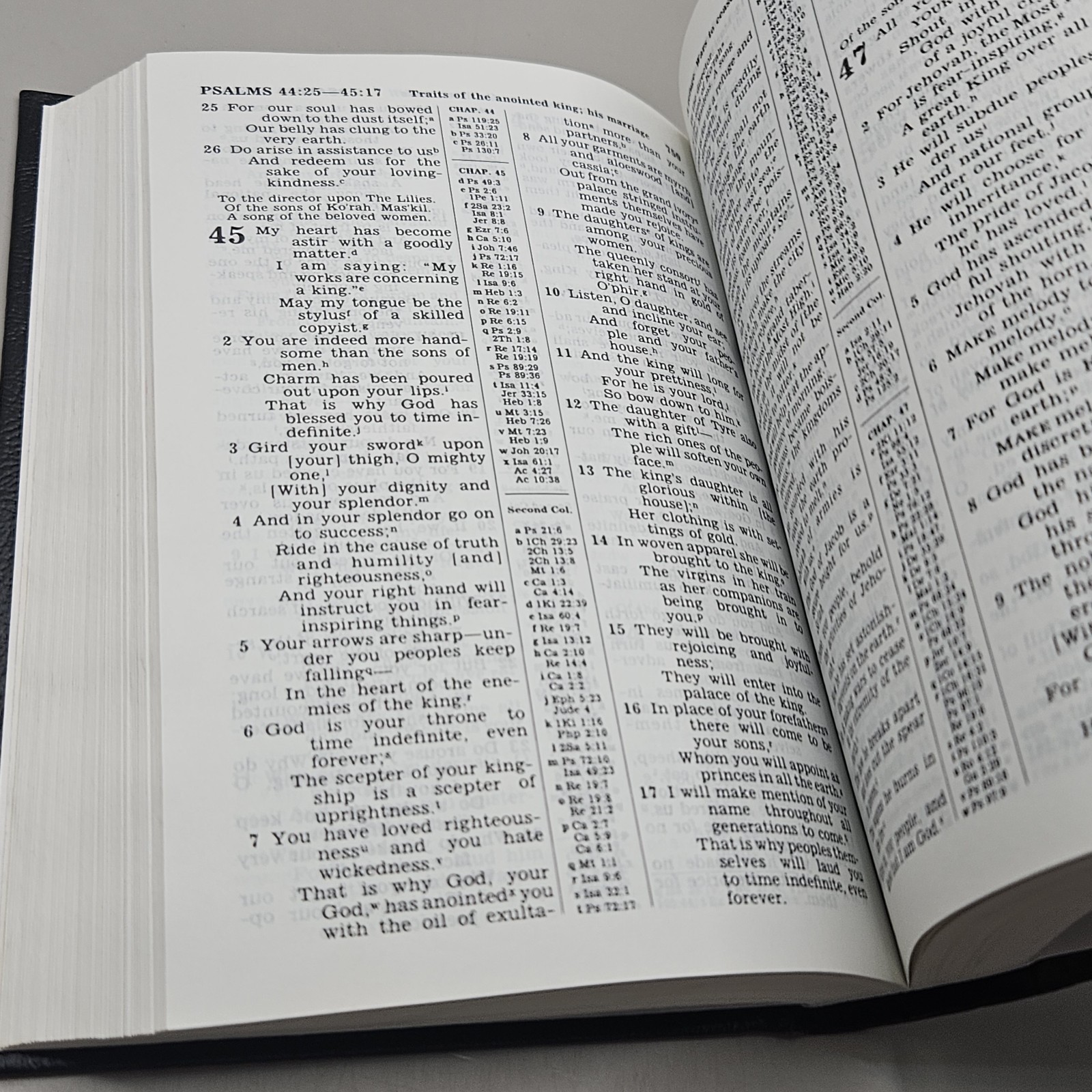 New World Translation of the Holy Scriptures Jehovah JW Bible 1984 Watch Tower