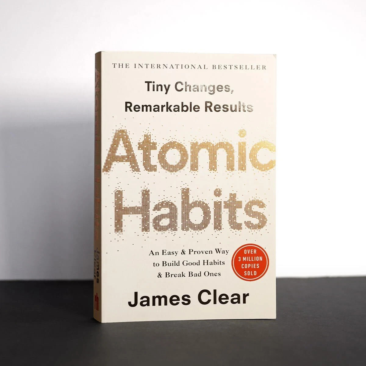 Atomic Habits the life-changing million-copy #1 bestseller 9781847941831