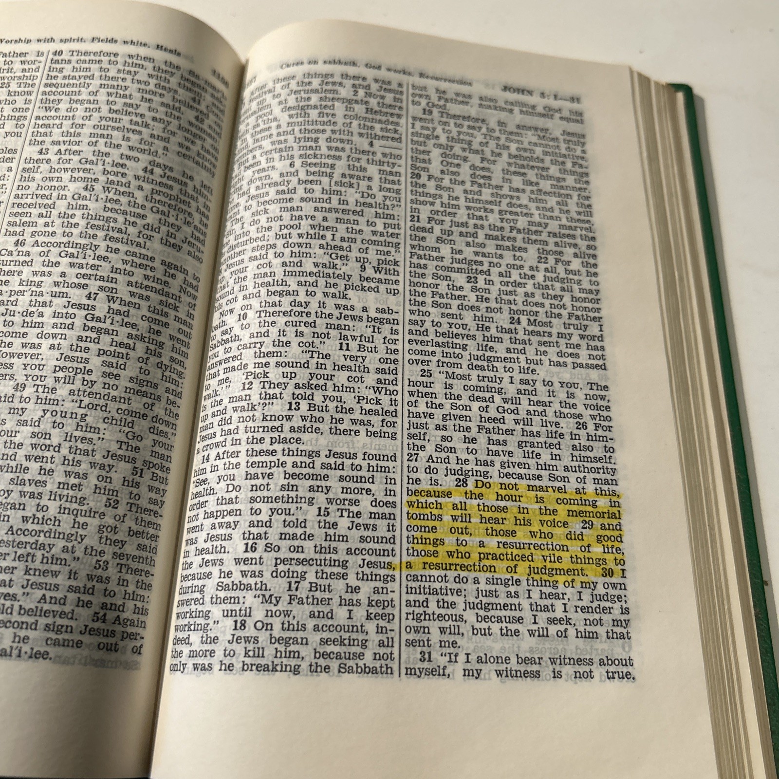 New World Translation of the Holy Scriptures 1961 Watchtower Bible Tract Society