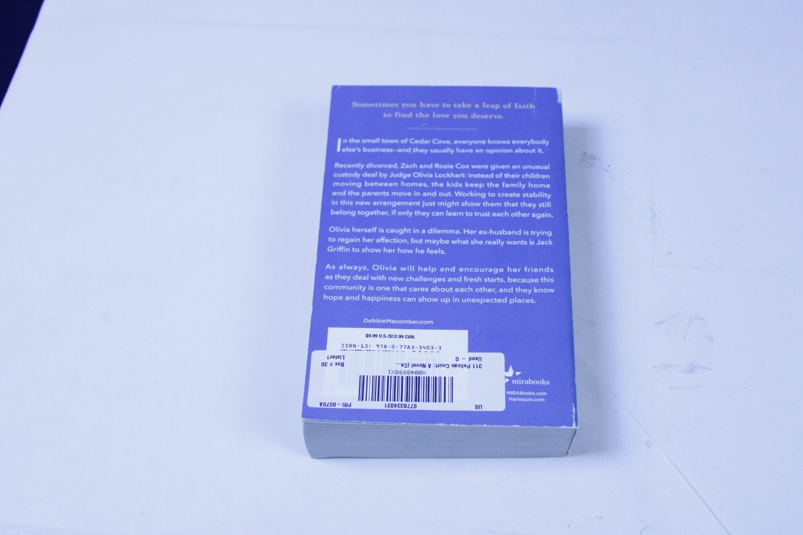 Settle Into Comfort by Debbie Macomber Paperback Women’s Fiction Romance Small