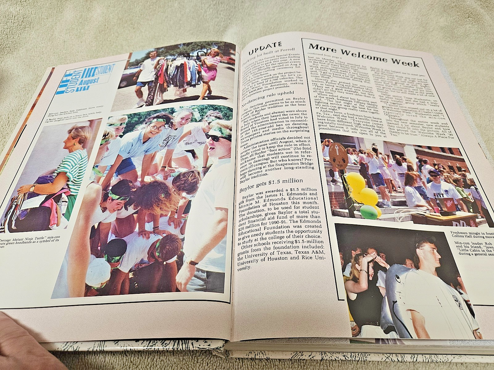 1991 Baylor University Yearbook, Waco Texas – ROUND-UP