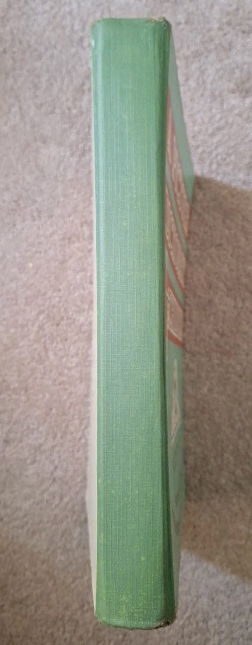 1939 Picture Dictionary for Children with DUST JACKET. 480 pages Simple Words.